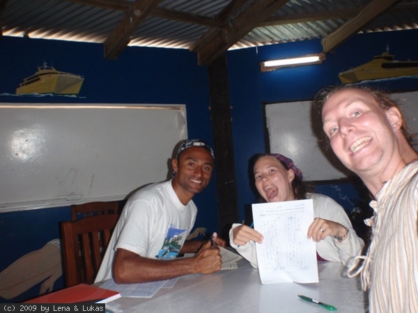 5527 wir bestehen den schriftlichen Test zum Tauchschein